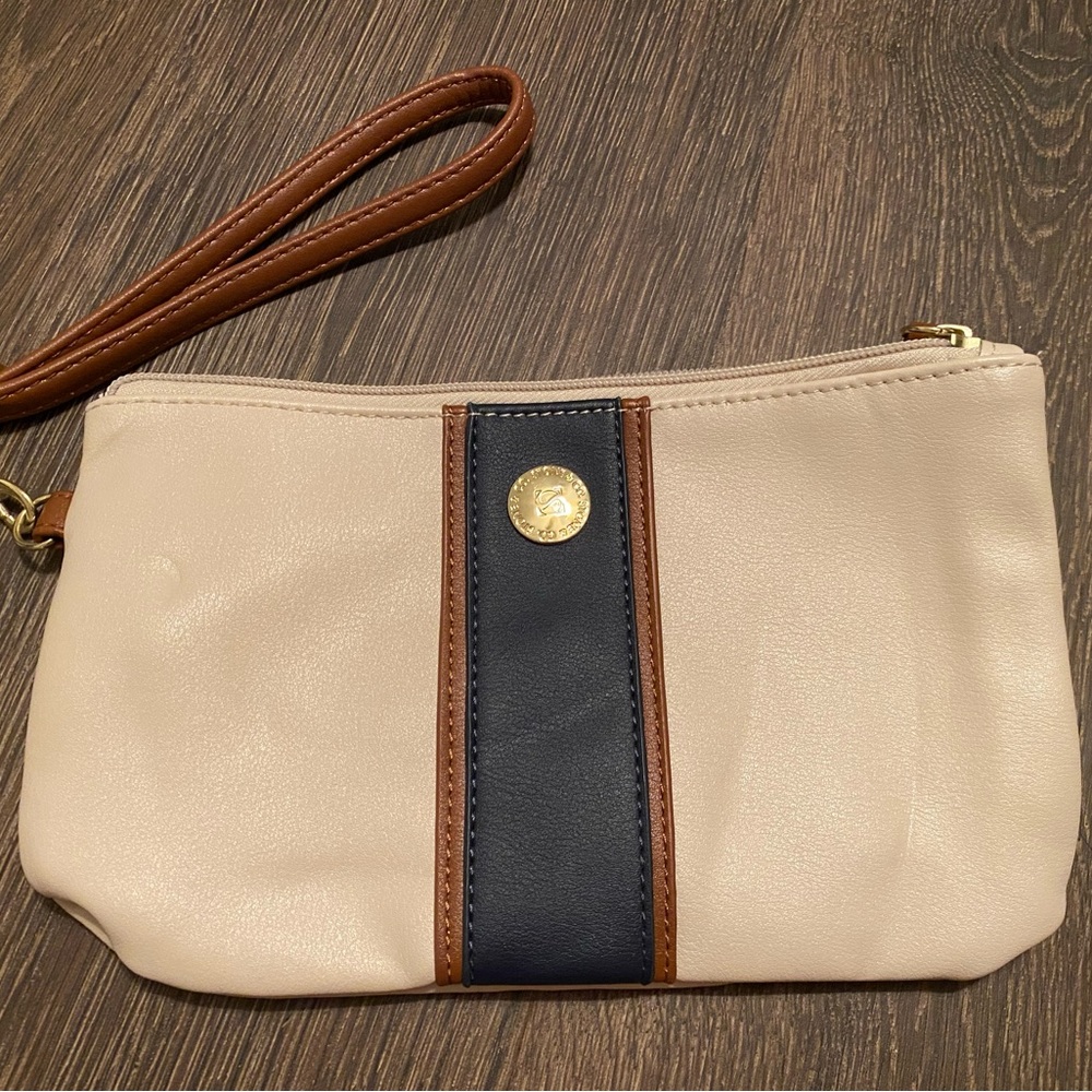Stone Mountain Stone & Co. Leather Wristlet in Natural/Tan/Blue with Strap